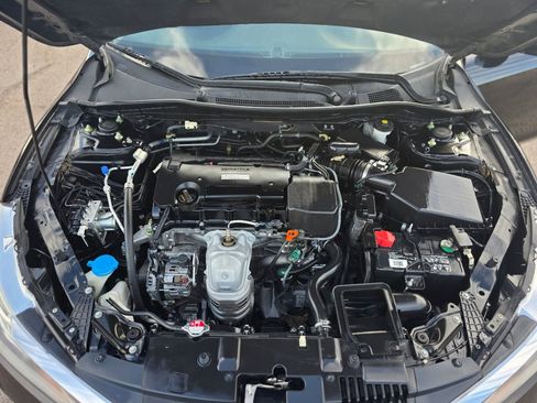 Used 2017 Honda Accord LX image 23