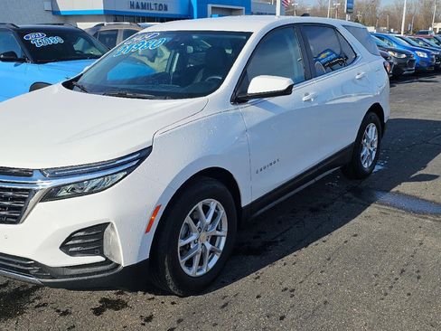 Certified 2024 Chevrolet Equinox LT w/ LPO, Floor Liner Package image 4