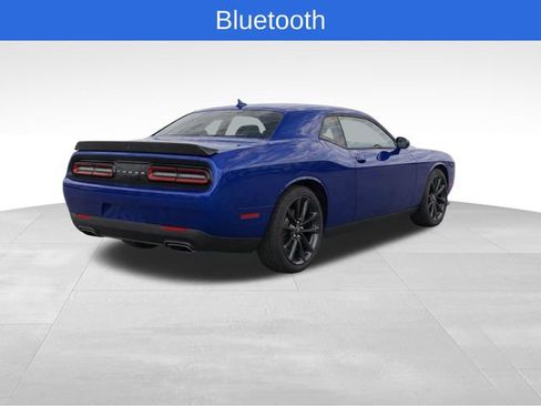Used 2019 Dodge Challenger SXT w/ Plus Package RWD image 5