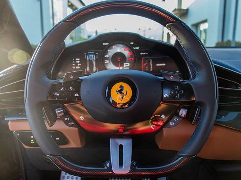 Certified 2024 Ferrari Purosangue AWD/4WD image 4