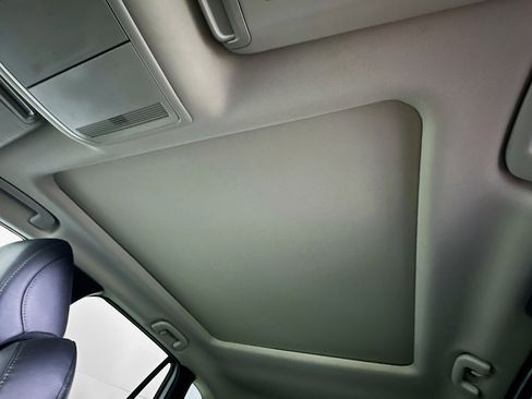 Used 2025 MAZDA CX-50 AWD 2.5 S w/ Premium Plus Pkg image 25