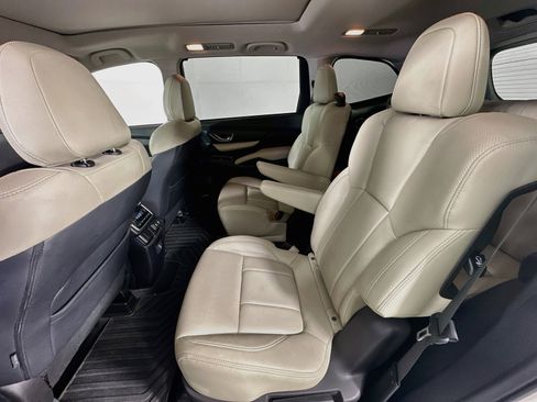 Used 2022 Subaru Ascent Limited w/ Technology Package AWD/4WD image 26