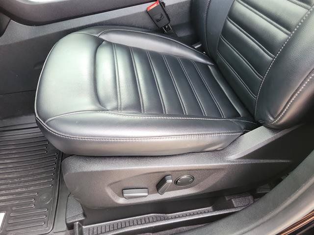 Used 2023 Ford Edge SEL AWD/4WD image 10