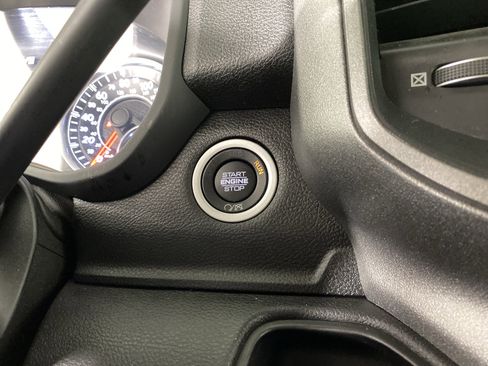 Used 2020 RAM 3500 Tradesman image 24