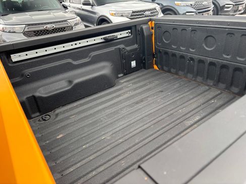 Used 2023 Ford Maverick Lariat w/ Lariat Luxury Package image 12