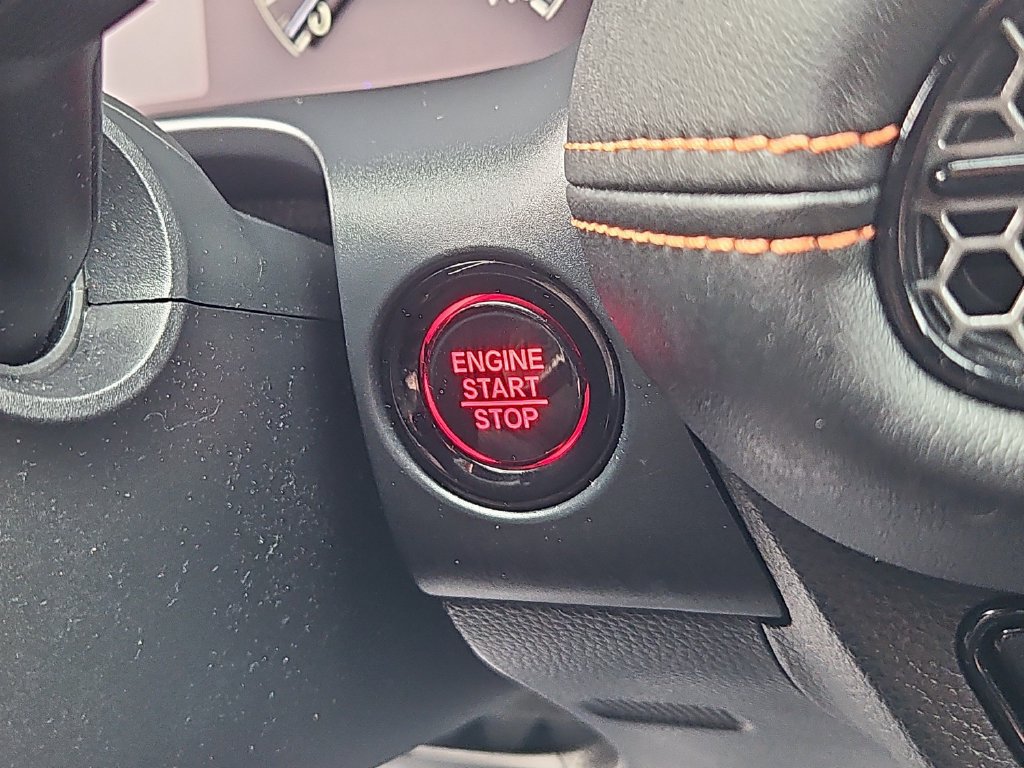Used 2025 Honda HR-V Sport image 18