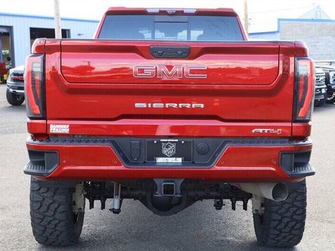 Used 2025 GMC Sierra 3500 AT4 w/ AT4 Premium Plus Package AWD/4WD image 4