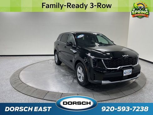 New 2026 Kia Sorento LX image 3