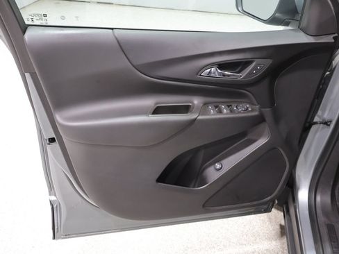 Used 2024 Chevrolet Equinox LT AWD/4WD image 13