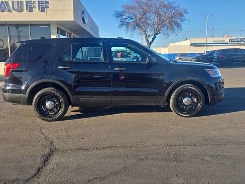 Used 2017 Ford Explorer 4WD Police Interceptor image 2