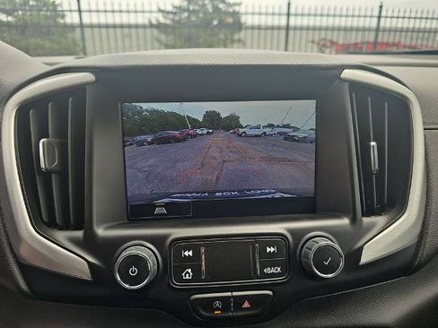Used 2023 GMC Terrain SLT AWD/4WD image 23