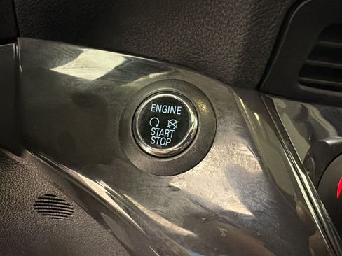 Used 2015 Ford Escape Titanium w/ Equipment Group 301A FWD image 18