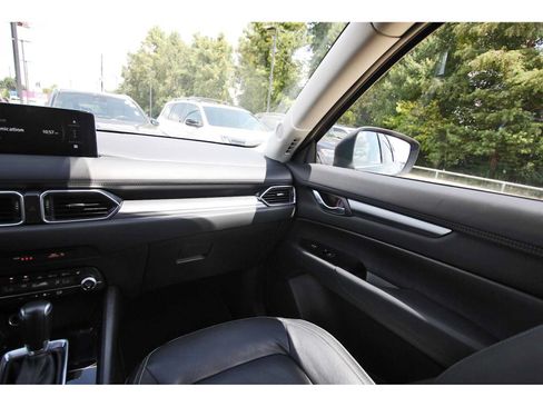 Used 2025 MAZDA CX-5 AWD 2.5 S w/ Preferred Package image 8