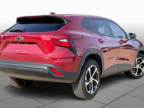 Certified 2025 Chevrolet Trax RS w/ Driver Confidence Package image 13