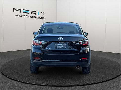 Used 2016 Scion iA image 8