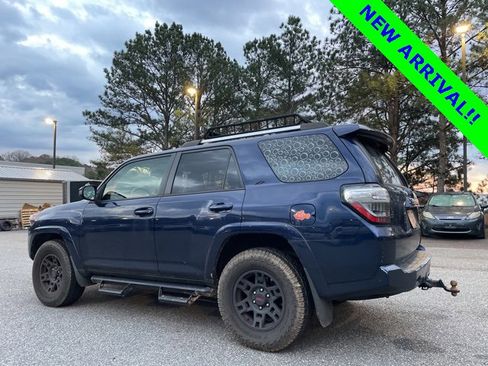 Used 2020 Toyota 4Runner SR5 image 5
