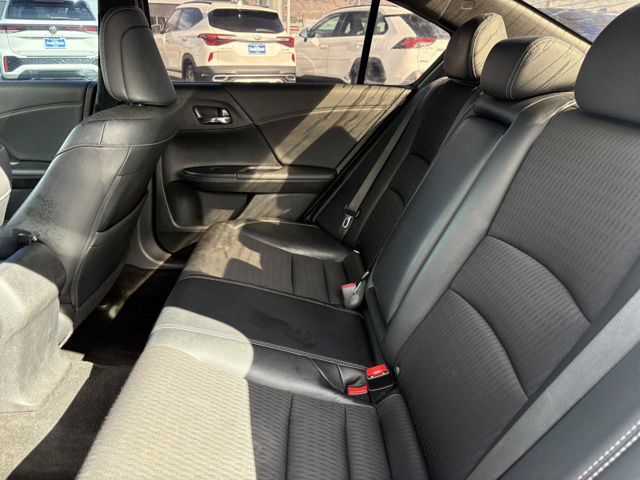 Used 2017 Honda Accord Sport image 10