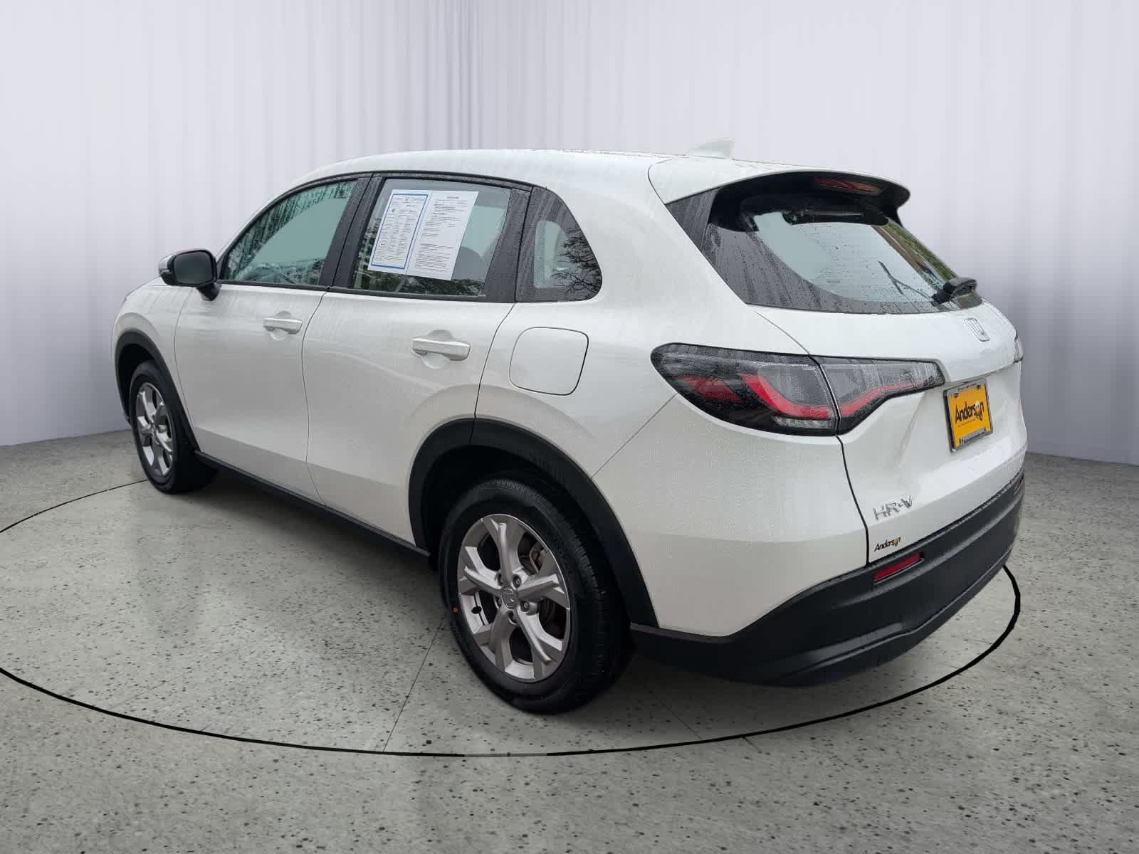 Certified 2025 Honda HR-V LX image 5