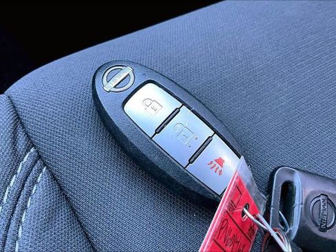 Certified 2023 Nissan Frontier SV w/ Technology Package image 14