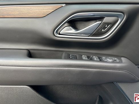 Certified 2023 Chevrolet Tahoe High Country w/ Premium Package 2 image 12