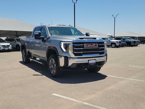Used 2025 GMC Sierra 2500 SLT w/ Texas SLT Premium Package AWD/4WD image 2