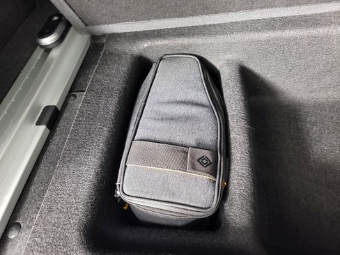 Used 2022 Rivian R1S Launch Edition image 34