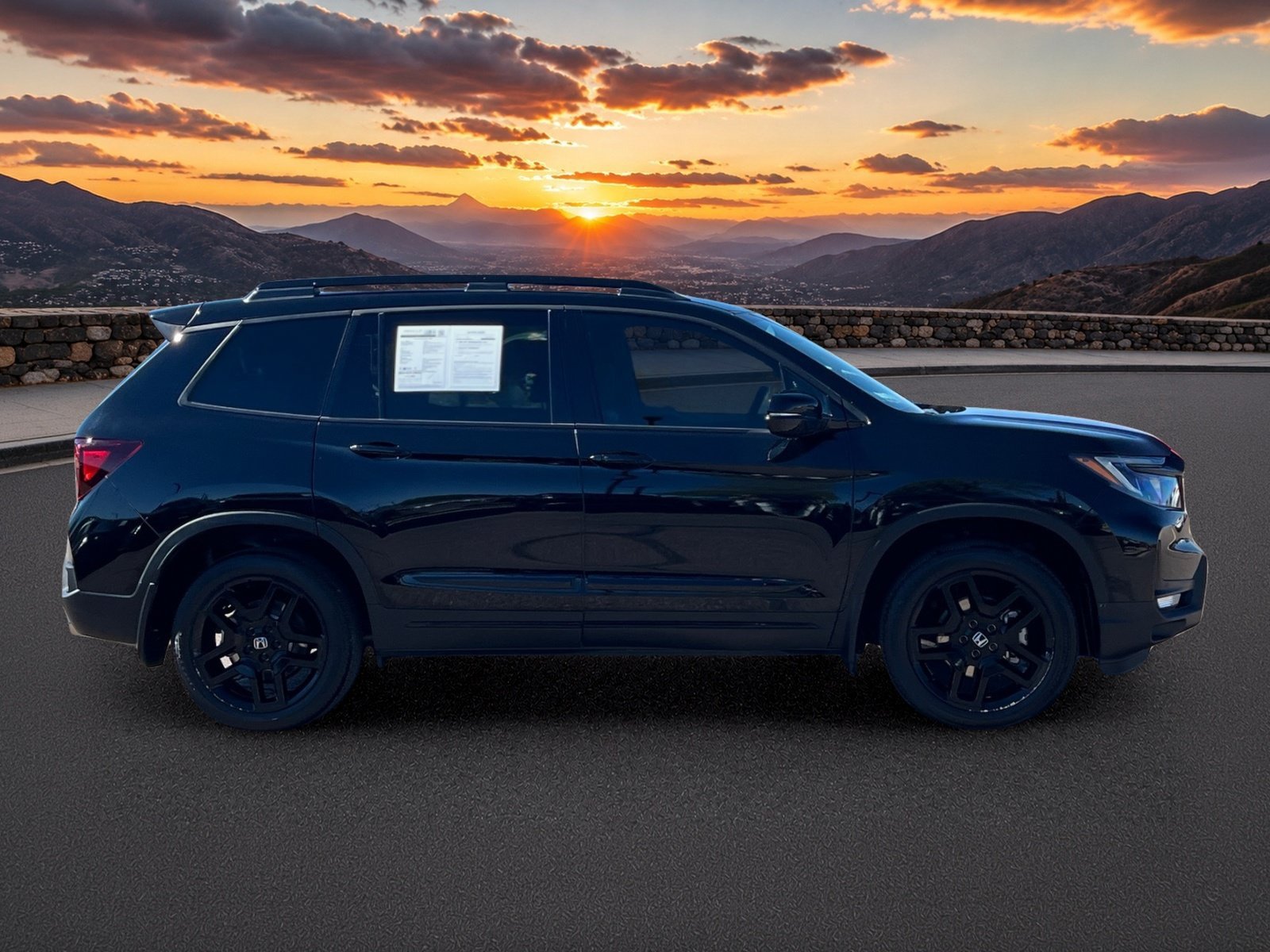 Used 2025 Honda Passport Black Edition image 6