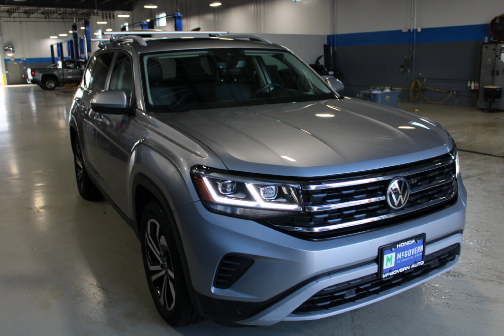Used 2022 Volkswagen Atlas SEL AWD/4WD image 3