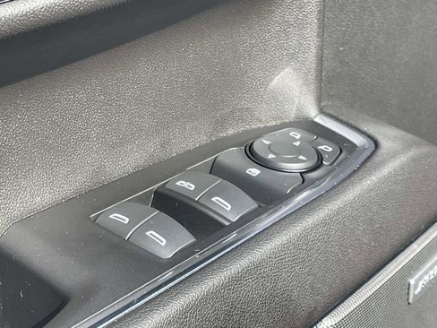 Used 2022 Chevrolet Silverado 1500 LT Trail Boss w/ LT Trail Boss Premium Package image 17