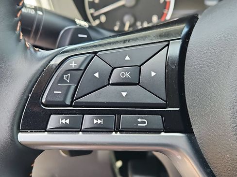 Used 2025 Nissan Altima 2.5 SR FWD image 21