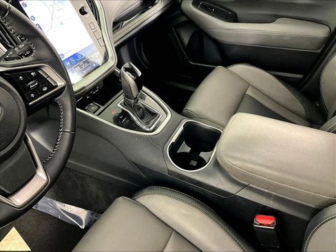 Used 2022 Subaru Outback Onyx Edition XT AWD/4WD image 18