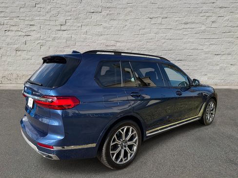 Used 2021 BMW X7 xDrive40i w/ Premium Package 2 image 5