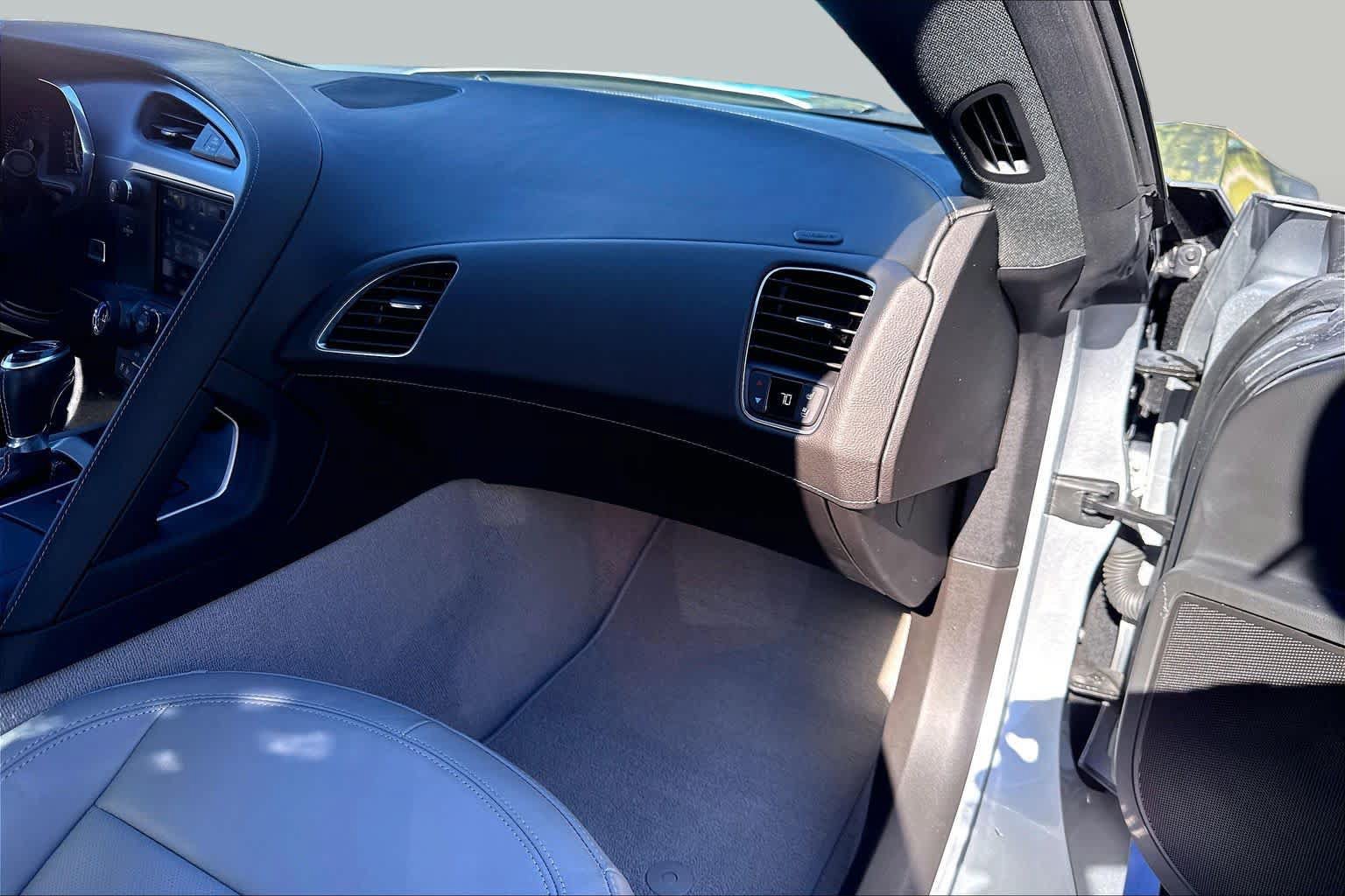 Used 2017 Chevrolet Corvette Grand Sport RWD image 18