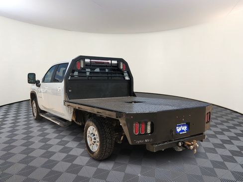 Used 2024 Chevrolet Silverado 2500 LT w/ Convenience Package AWD/4WD image 3