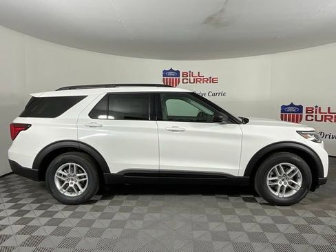 New 2026 Ford Explorer Active w/ Active Comfort Package image 2