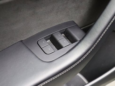 Used 2023 Tesla Model 3 Standard Range RWD image 26