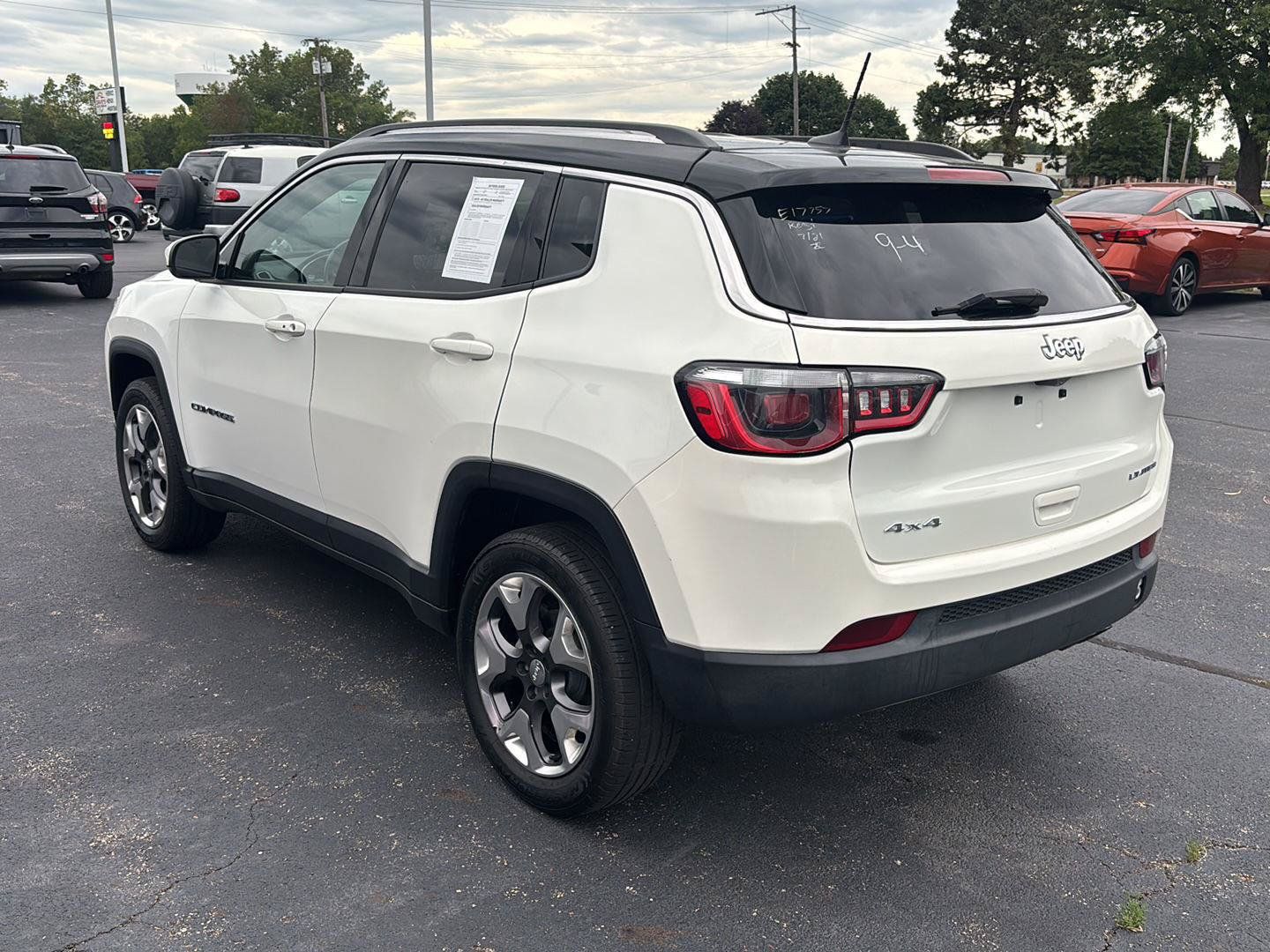 Used 2020 Jeep Compass Limited AWD/4WD image 13