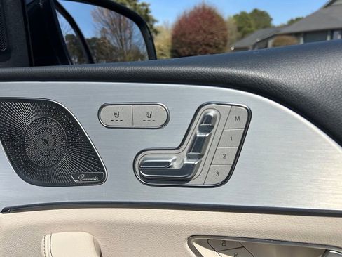 Used 2025 Mercedes-Benz GLS 450 4MATIC image 58