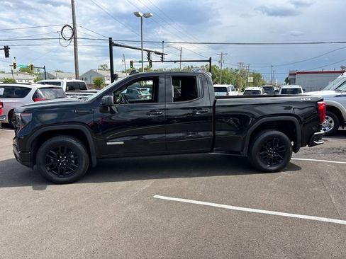 Used 2024 GMC Sierra 1500 Elevation AWD/4WD image 3
