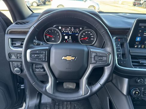 Used 2021 Chevrolet Tahoe Premier w/ Premium Package image 12