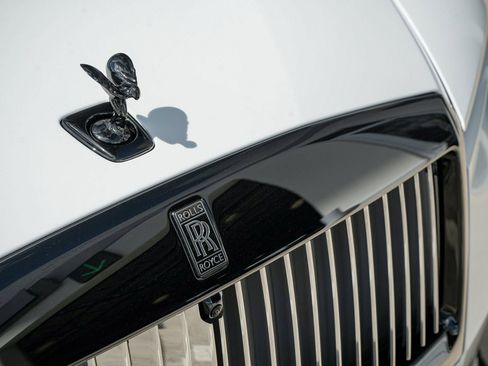 New 2025 Rolls-Royce Spectre Black Badge AWD/4WD image 4