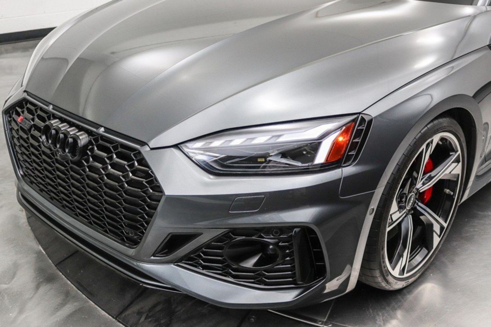 Used 2025 Audi RS 5 Sportback AWD/4WD image 11