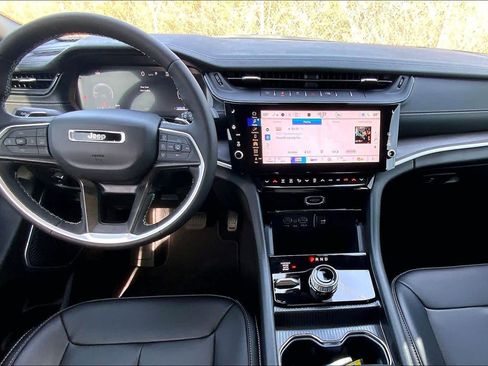 New 2026 Jeep Grand Cherokee Limited image 5