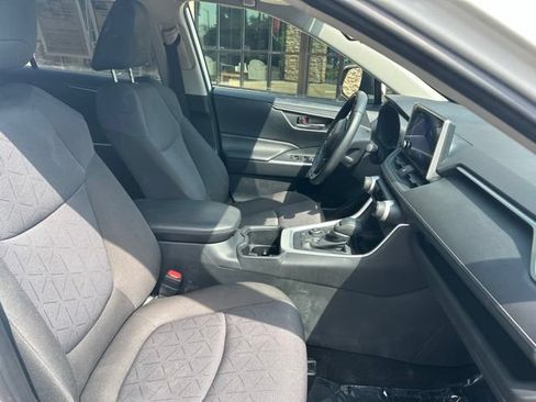 Used 2024 Toyota RAV4 XLE w/ Convenience Package AWD/4WD image 12