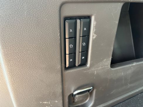 Used 2023 Lincoln Navigator Reserve image 17