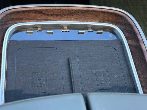 Used 2022 Rivian R1T Launch Edition AWD/4WD image 27