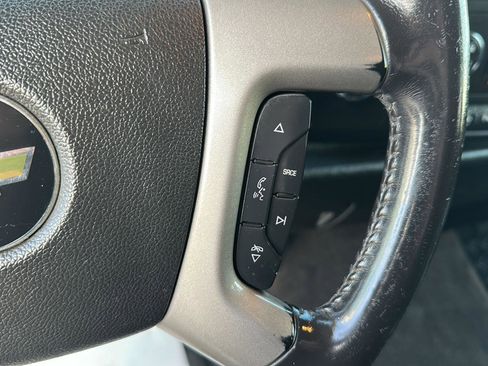 Used 2011 Chevrolet Silverado 2500 LT w/ Interior Plus Package image 29