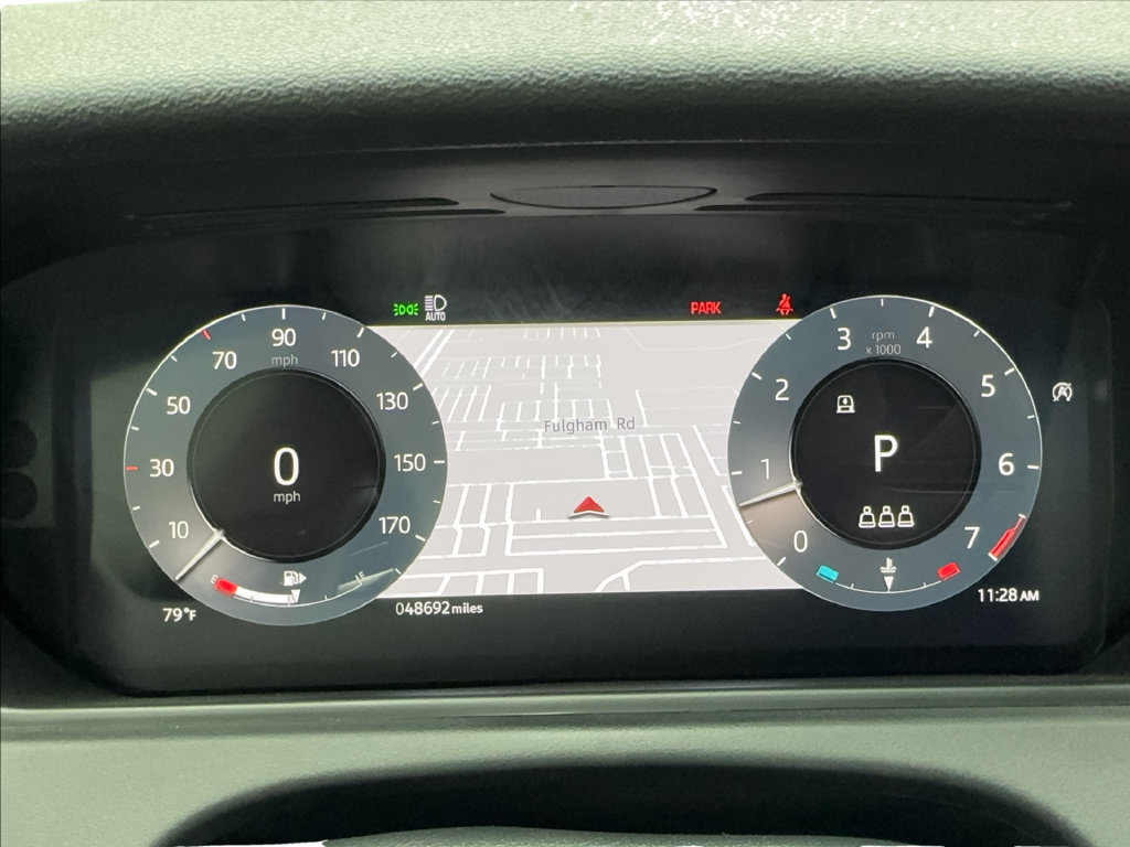 Used 2024 Land Rover Range Rover Velar Dynamic SE AWD/4WD image 45