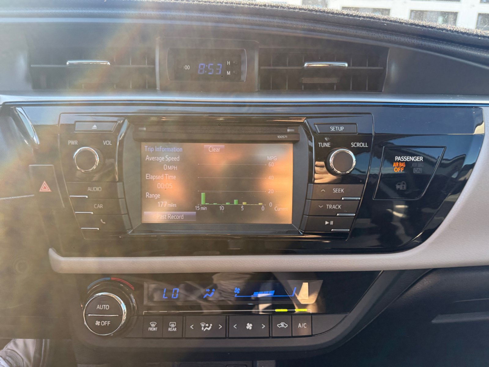 Used 2016 Toyota Corolla L FWD image 24