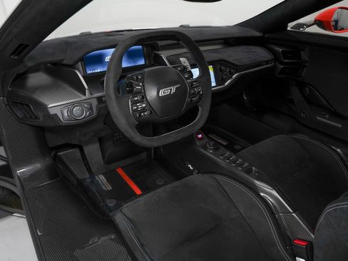 Used 2019 Ford GT RWD image 13